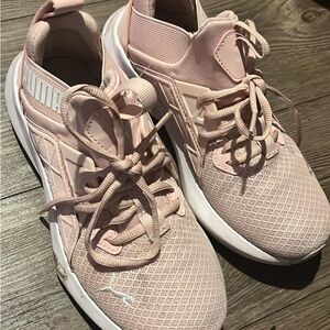 Puma Women's Soft Pink Athletic Shoes
